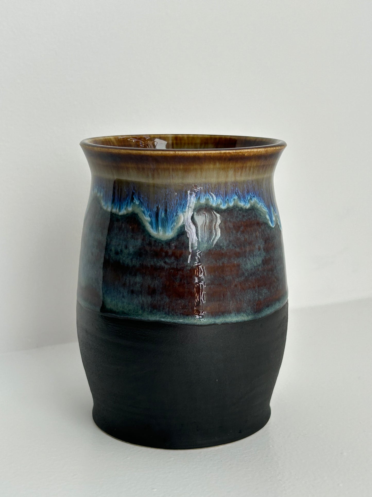 Dark Sea Utensil Holder