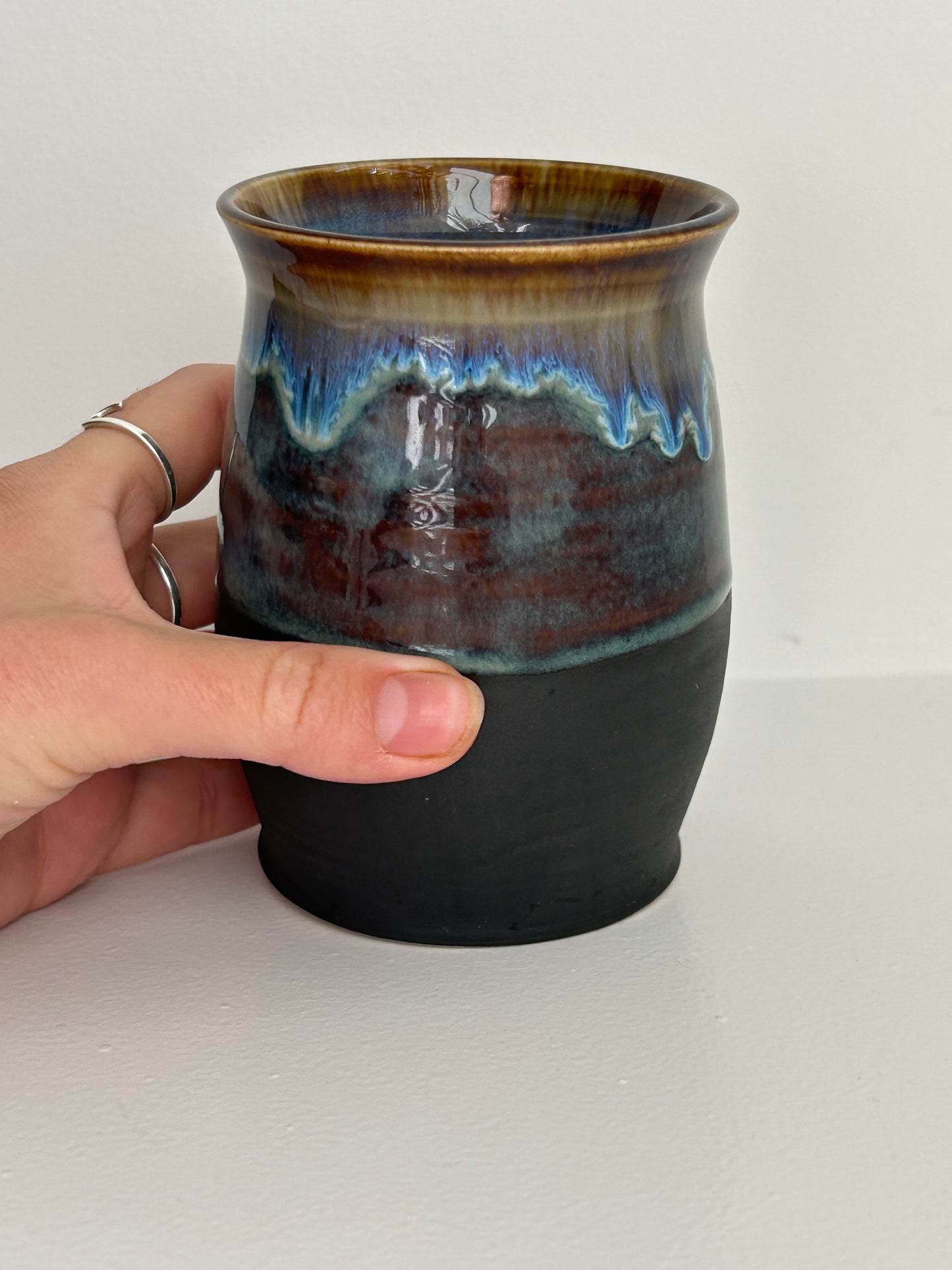 Dark Sea Utensil Holder