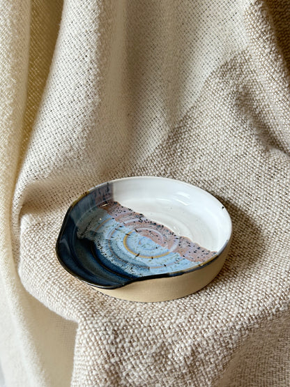 Mountain Range Spiral Spoon Rest
