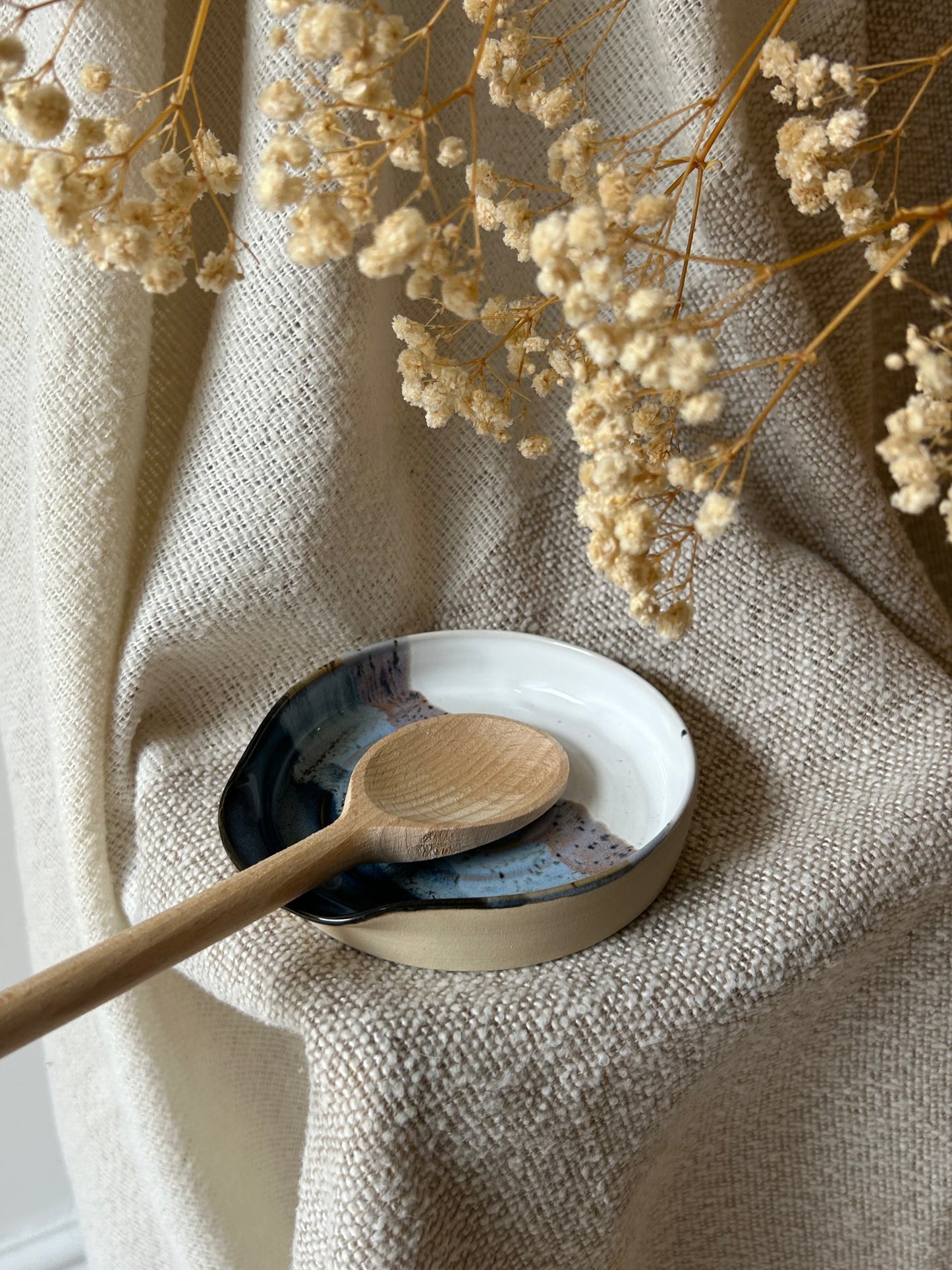 Mountain Range Spiral Spoon Rest
