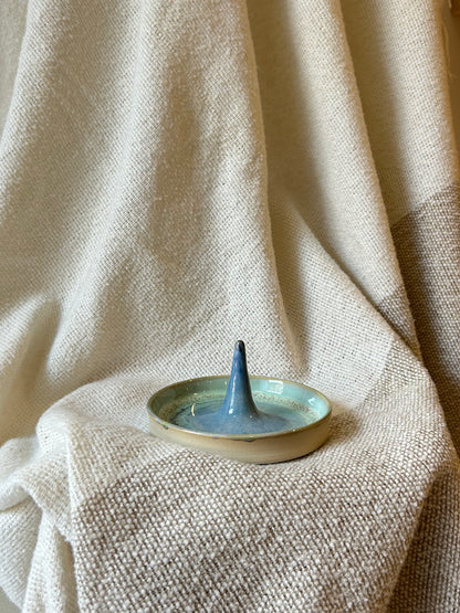 Cascading Falls Ring Dish