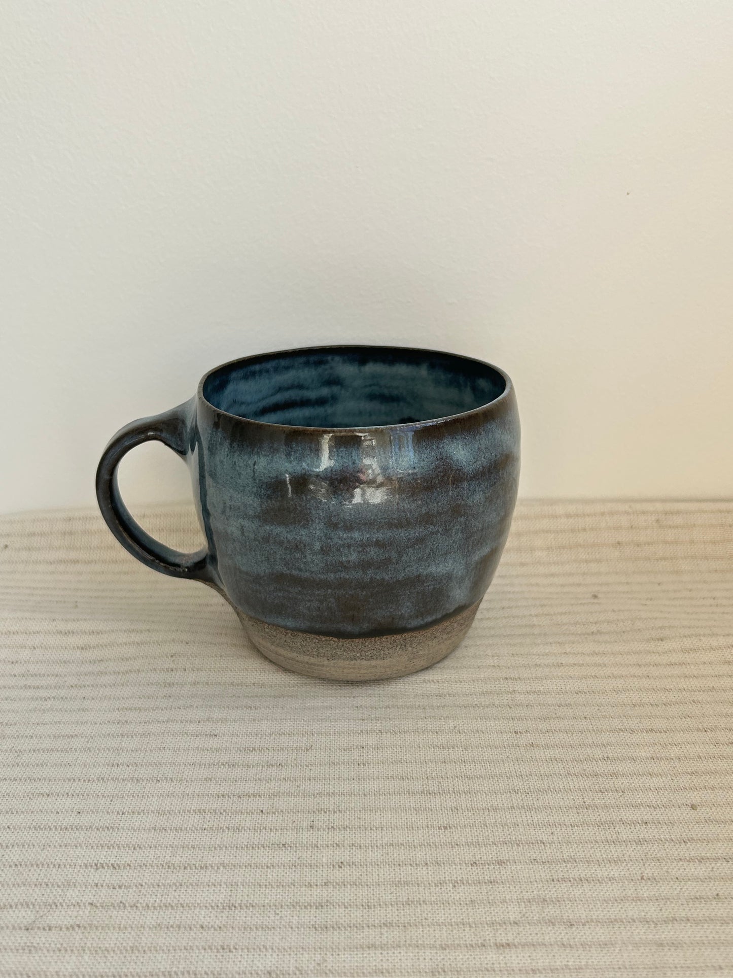 Rounded Midnight Mug Shorter