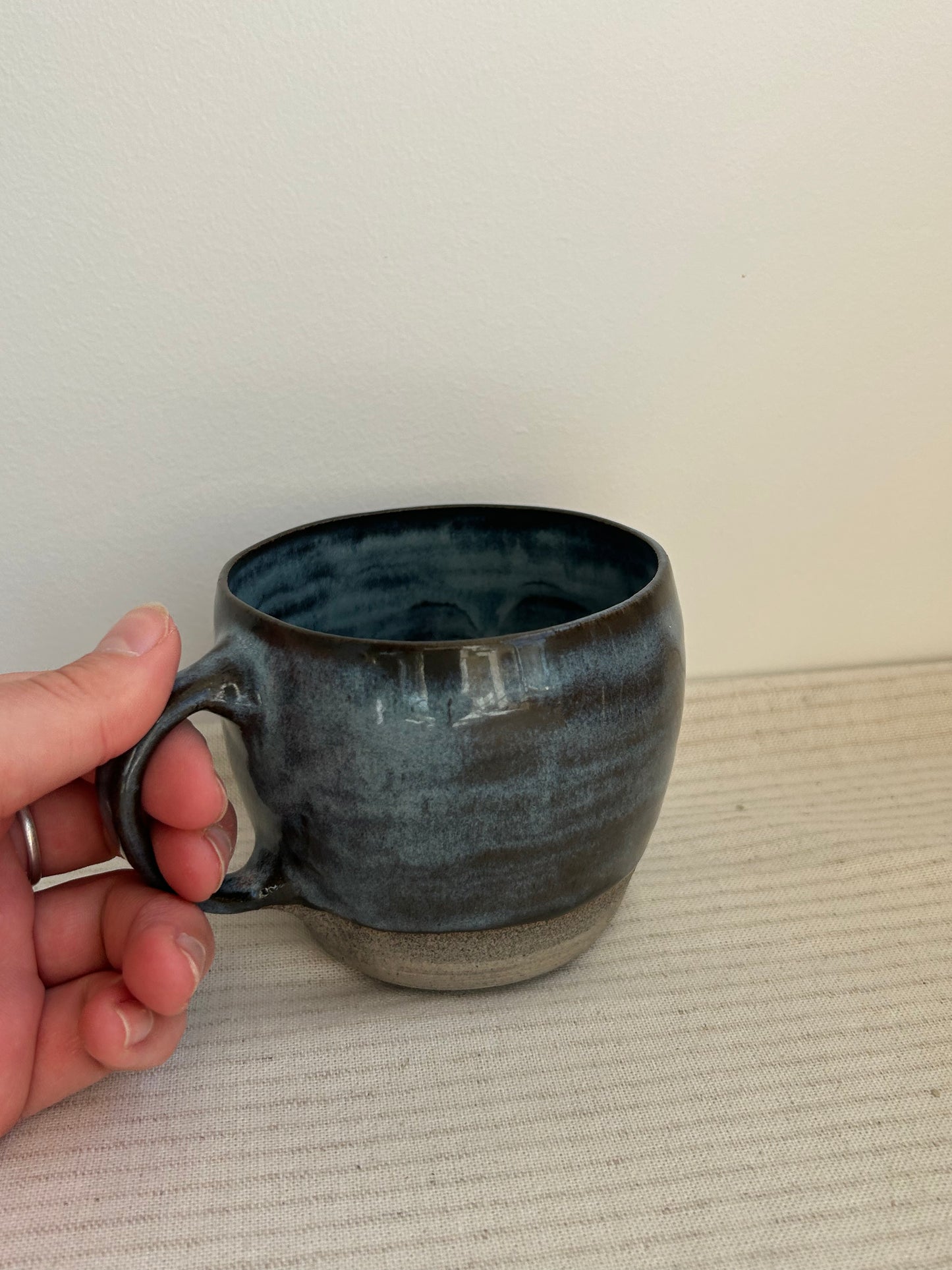 Rounded Midnight Mug Shorter