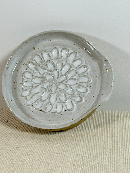 White Garlic Grater