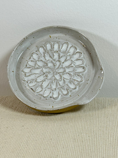 White Garlic Grater