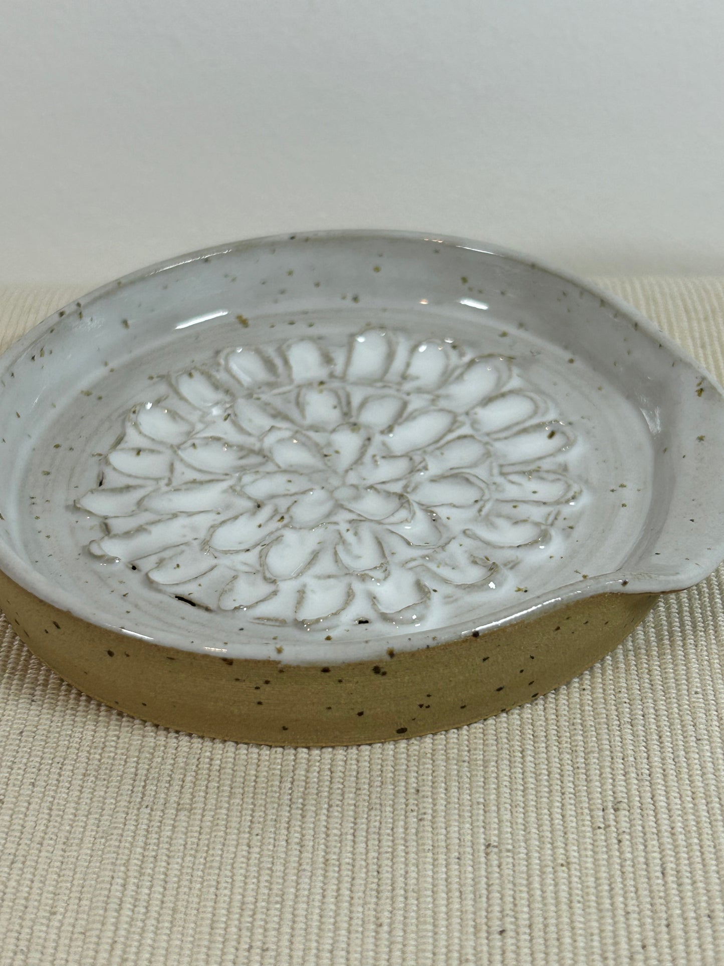 White Garlic Grater