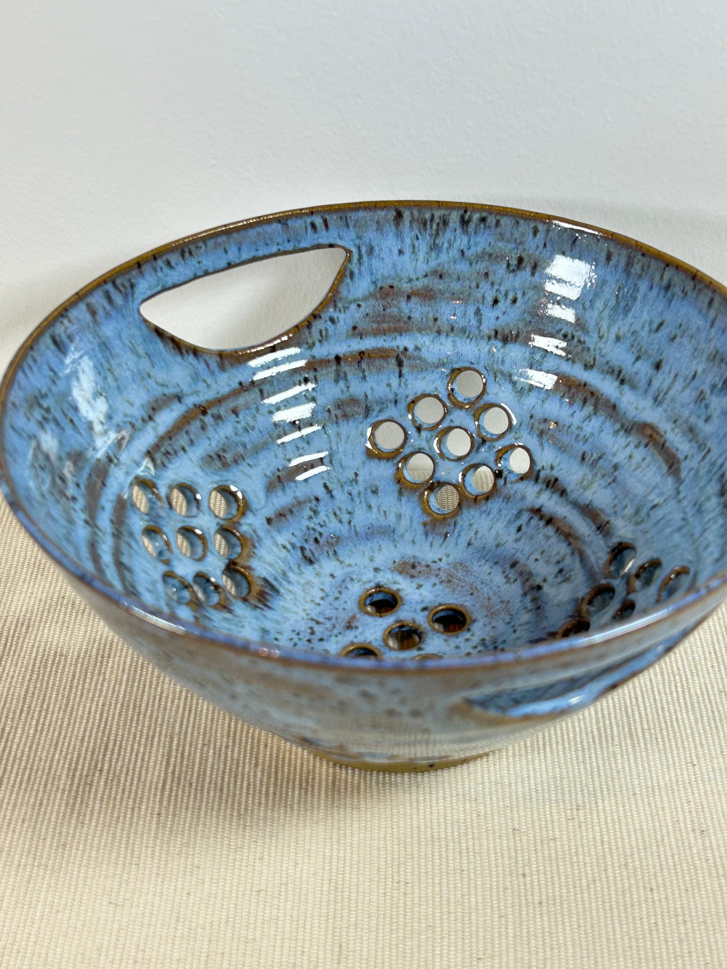 Ocean Drift Colander