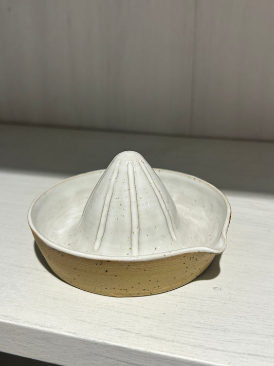 Speckled White Lemon Squeezer