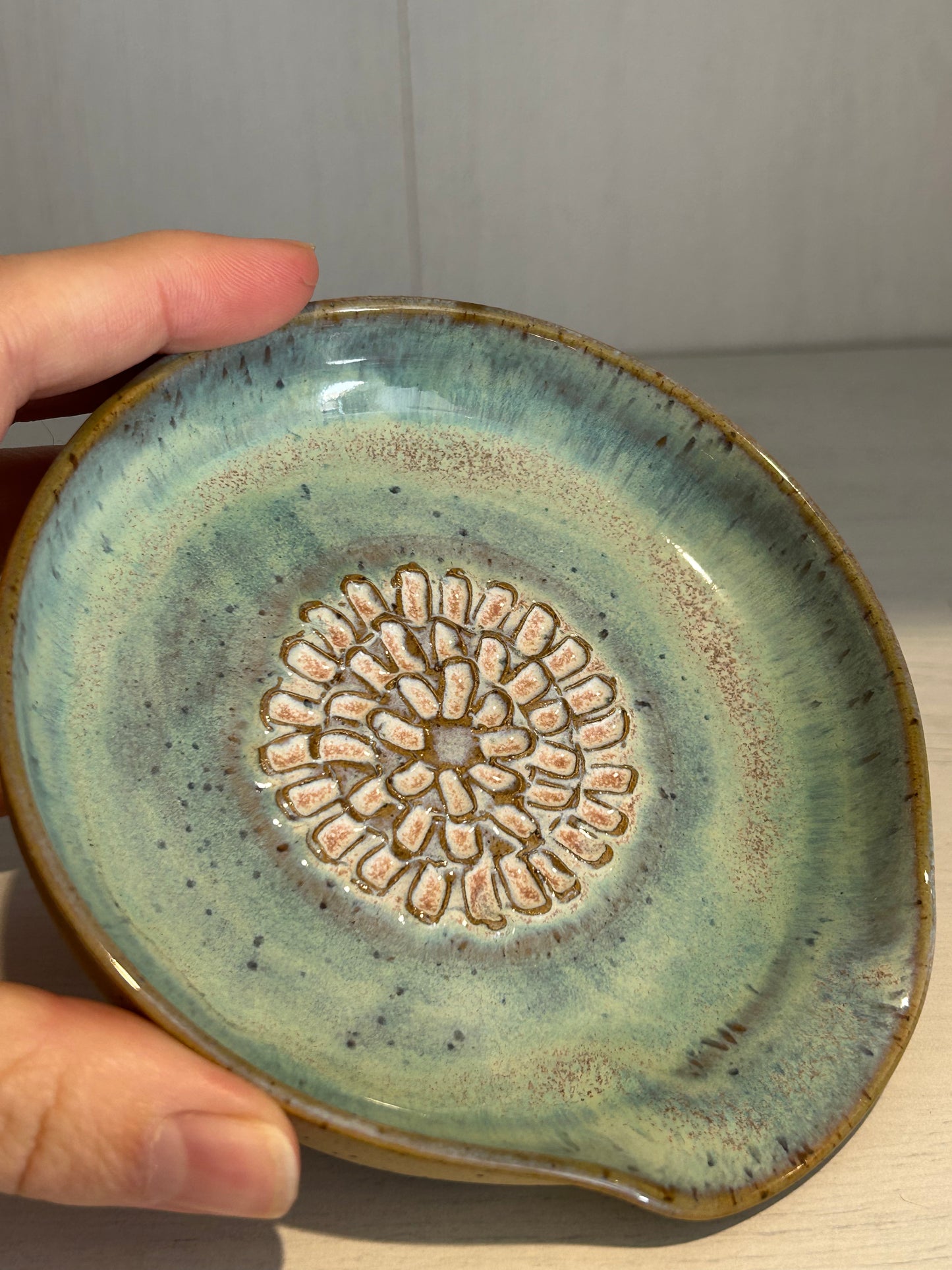 Sea Green Garlic Grater Spoon Rest