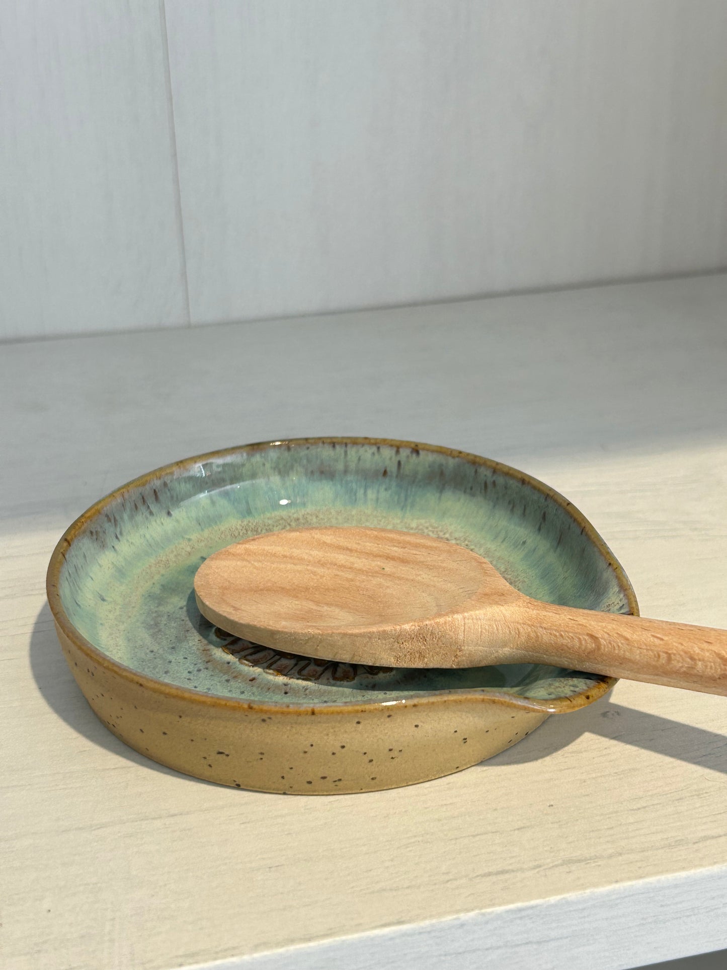 Sea Green Garlic Grater Spoon Rest