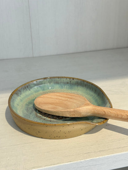 Sea Green Garlic Grater Spoon Rest