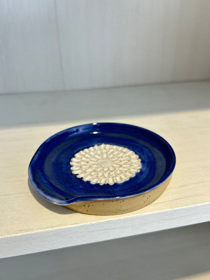 Indigo Garlic Grater Spoon Rest