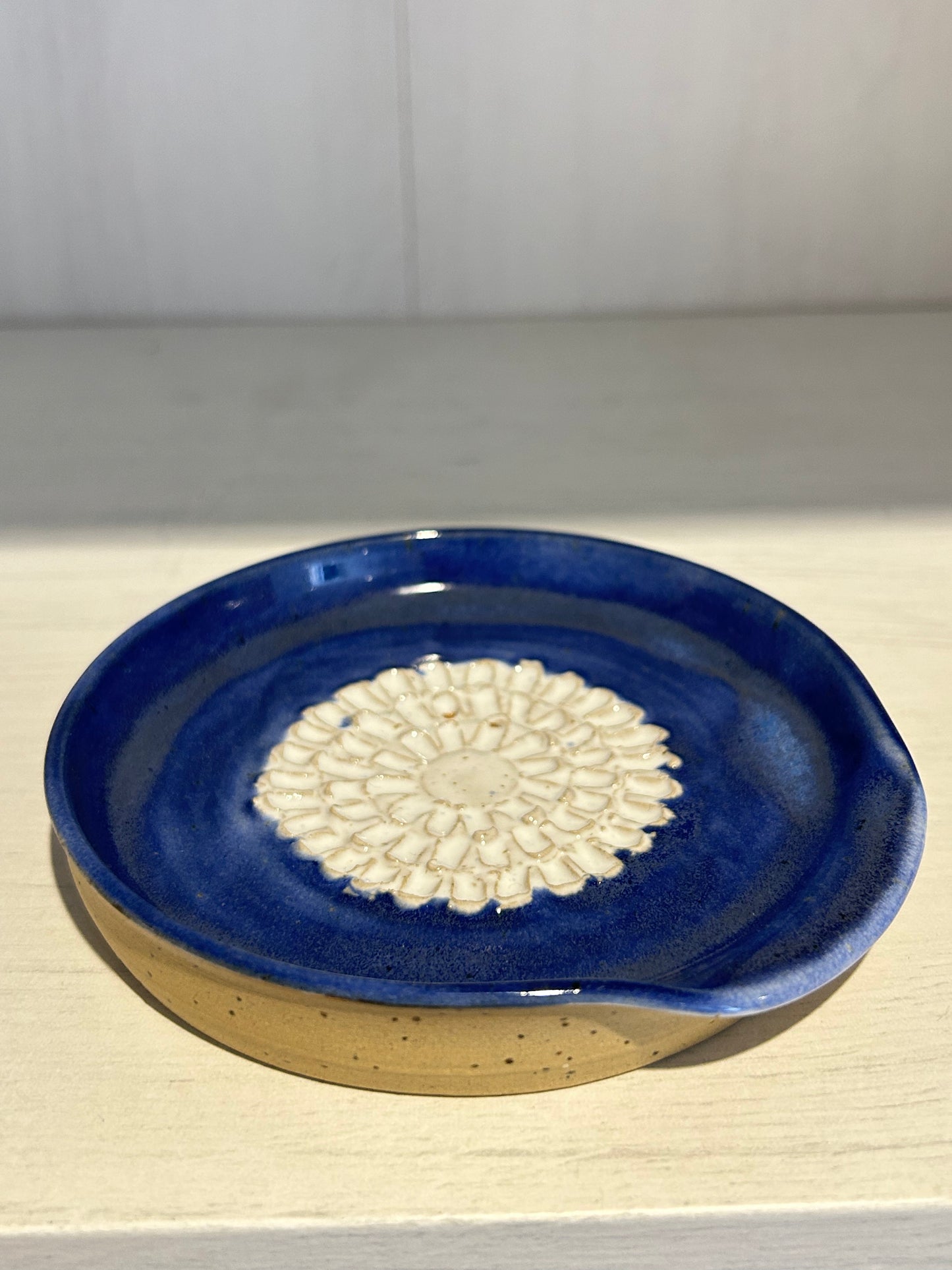 Indigo Garlic Grater Spoon Rest