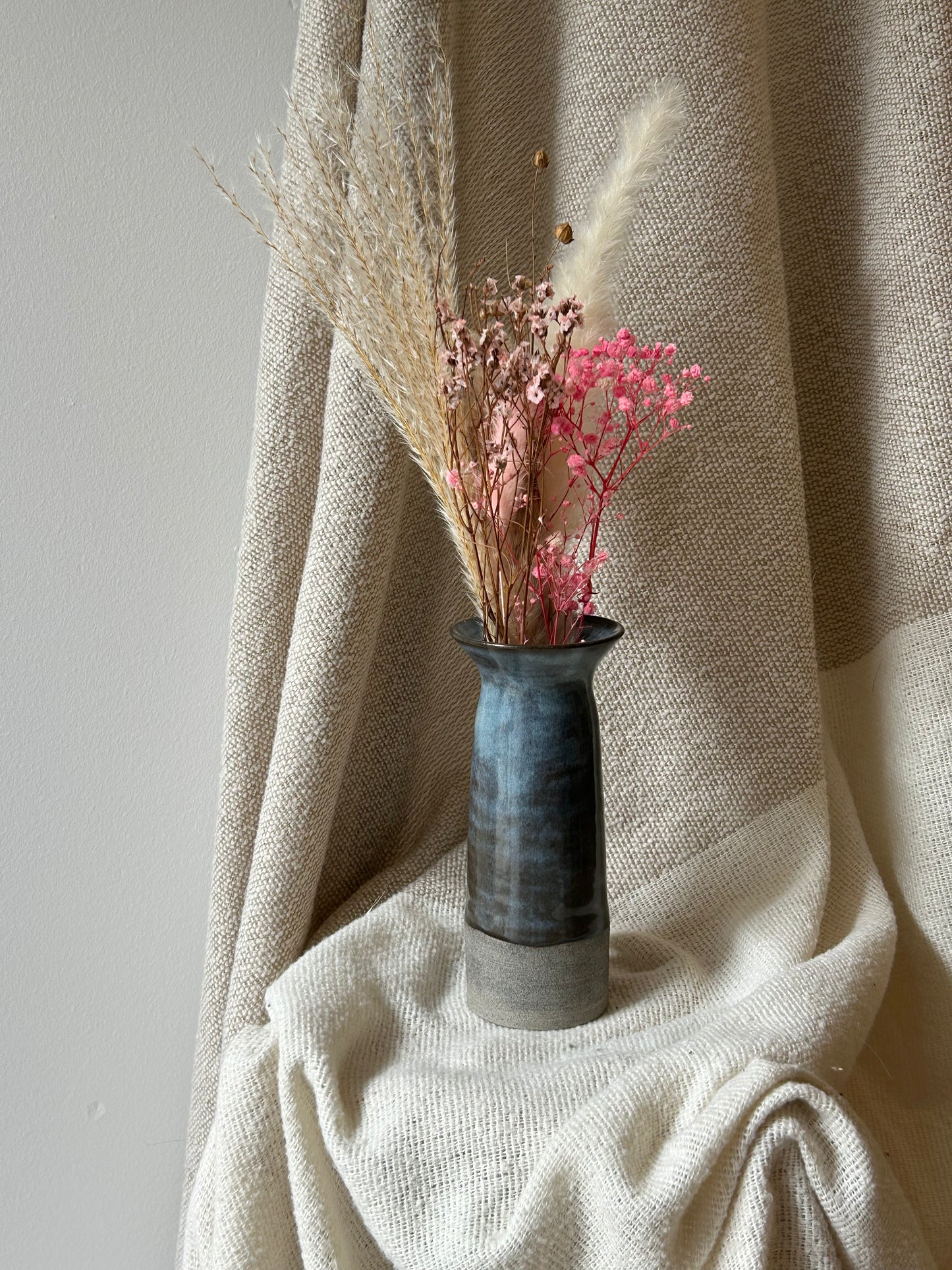 Midnight narrow Vase