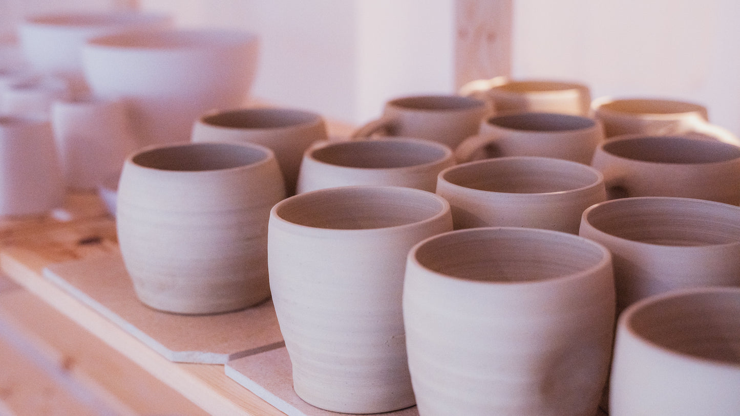 October WEDNESDAY Evening 5 week Pottery Course : Wheel Throwing